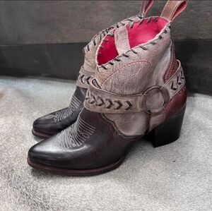 BED STU Tania Women's Leather Western Ankle Boots